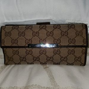 Gucci Canvas Continental Bifold Metal Bar Wallet
